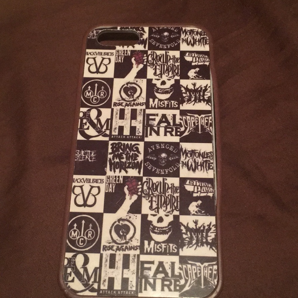 Band logos iPhone 5 case
